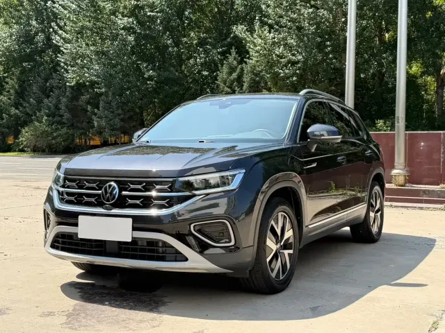 Фотография автомобиля — Volkswagen Tayron