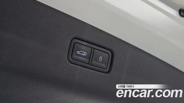 Genesis GV70 2.5T Бензин AWD — Фото автомобиля 18