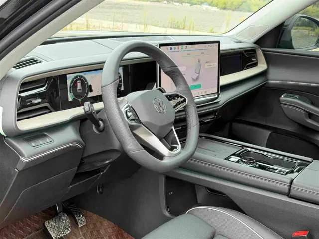 Volkswagen Teramont — Фото автомобиля 11