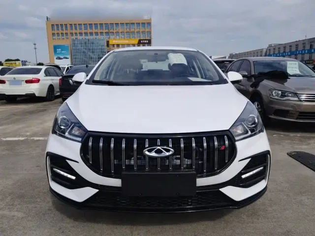 Chery Arrizo 5 — Фото автомобиля 2