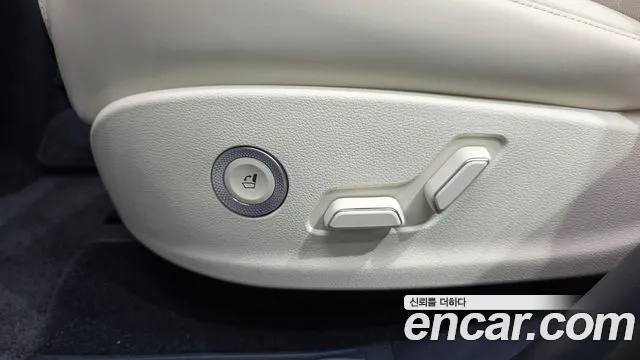 Genesis GV80 2.5T Бензин AWD — Фото автомобиля 25