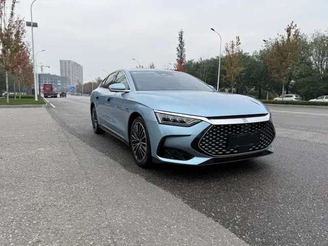 BYD Han — Фото автомобиля 3