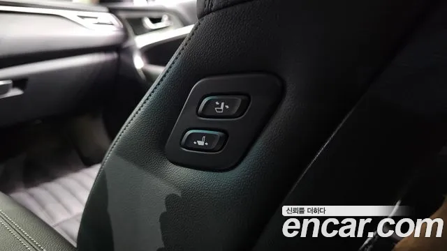 Genesis G70 Новый G70 Бензин 2.5T 4WD — Фото автомобиля 16