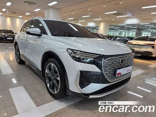 Audi Q4 e-tron F4 — Фото автомобиля 6