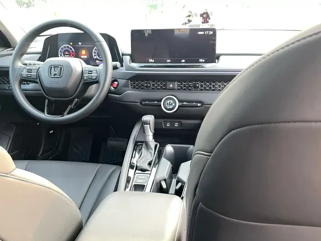 Honda Accord — Фото автомобиля 11