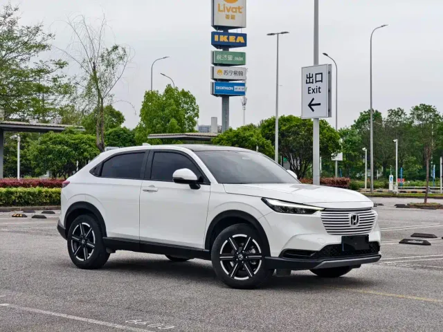 Honda Vezel — Фото автомобиля 3