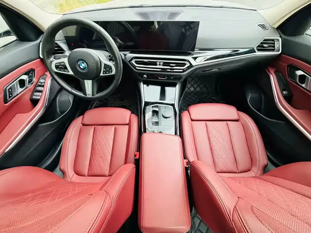 BMW BMW i3 2022 eDrive 35 L — Фото автомобиля 13