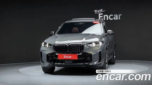 BMW X5 xDrive 40i M Sport Pro — Фото автомобиля 3
