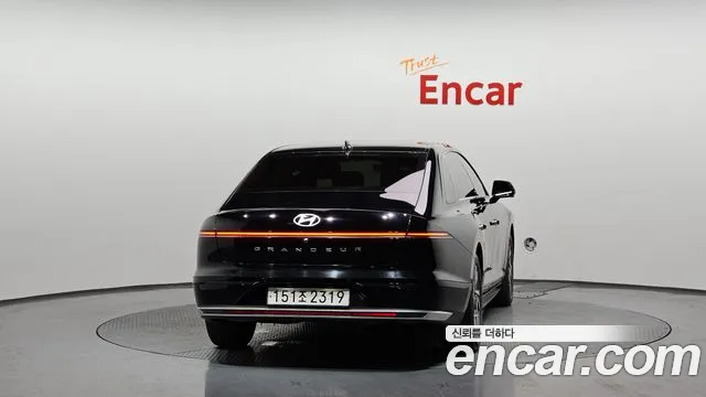 Hyundai Grandeur Grandeur (GN7) 3.5 Бензин 2WD — Фото автомобиля 4