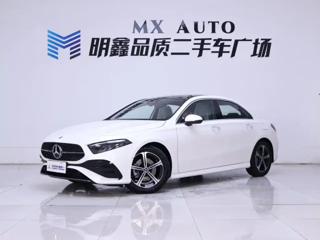 Mercedes-Benz A-Class — Фото автомобиля 2