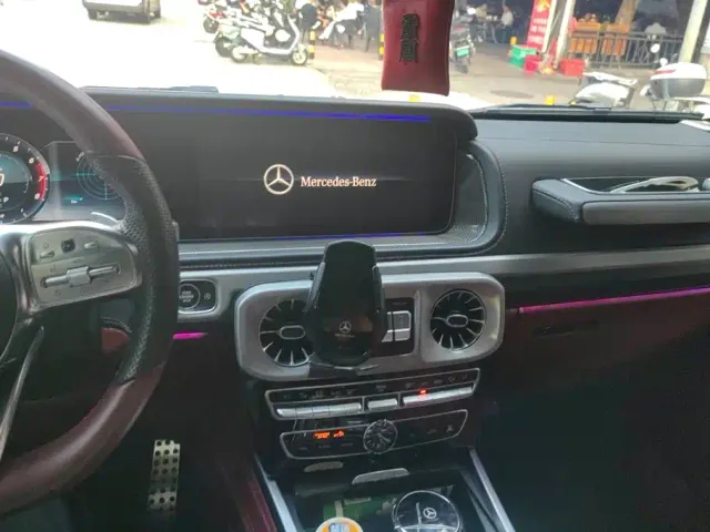 Mercedes-Benz G-Class — Фото автомобиля 13