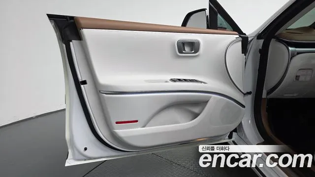 Hyundai Grandeur — Фото автомобиля 13