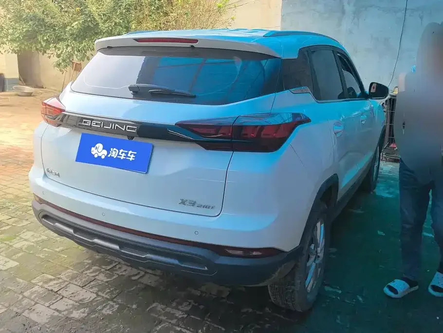 BAIC Beijing X3 2021 1.5T CVT Glory — Фото автомобиля 3