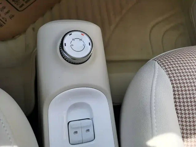 Wuling Hongguang Mini EV — Фото автомобиля 13