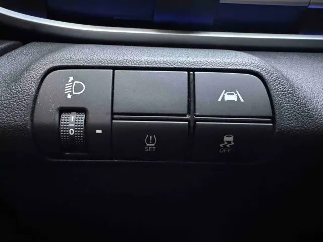 Hyundai Elantra — Фото автомобиля 11