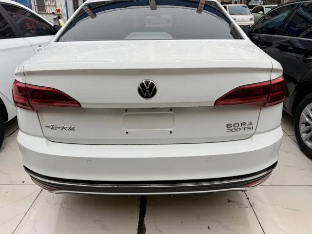 Volkswagen Bora — Фото автомобиля 12