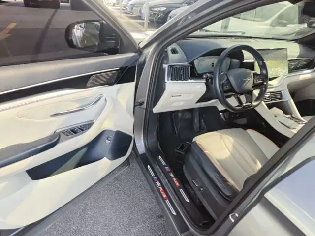 BYD Song PLUS — Фото автомобиля 15