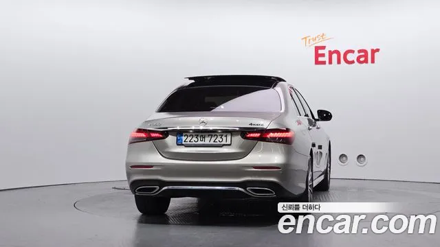 Mercedes-Benz E-Class E-класс W213 E350 4MATIC Avantgarde — Фото автомобиля 3