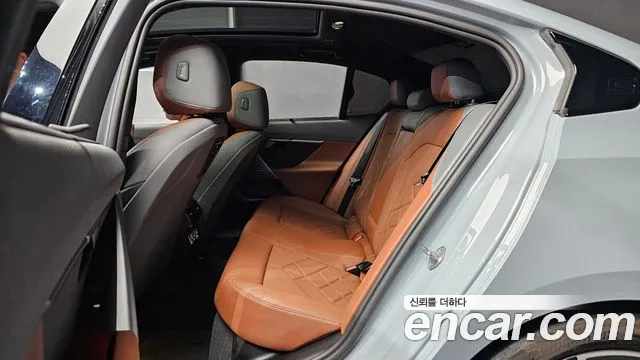 BMW 5-Series 5 серия (G60) 530i xDrive M Sport — Фото автомобиля 12