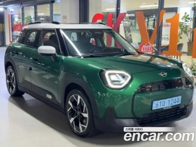 MINI Aceman 1st Gen — Фото автомобиля 2
