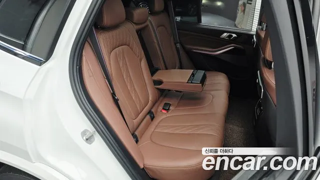 BMW X5 — Фото автомобиля 10
