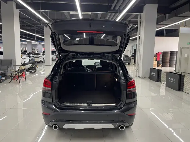 BMW X1 — Фото автомобиля 19