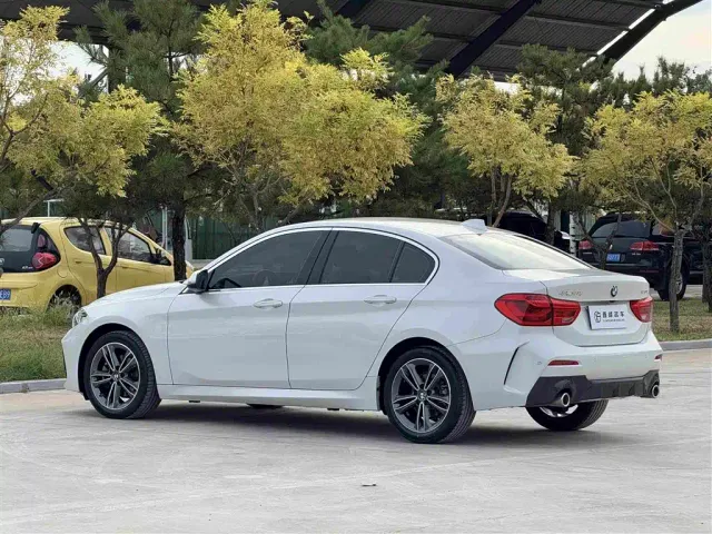 BMW 1 Series — Фото автомобиля 18