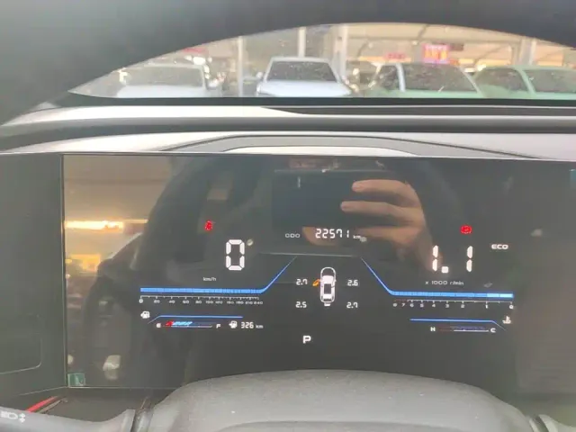 Changan X5 Plus — Фото автомобиля 11