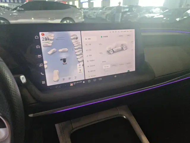 Xpeng P7 — Фото автомобиля 12