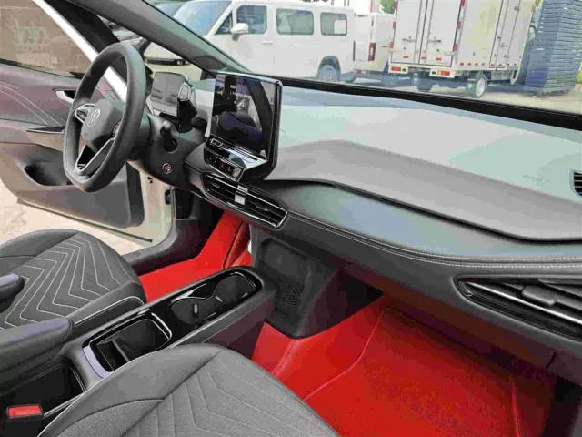 Volkswagen ID.3 — Фото автомобиля 11