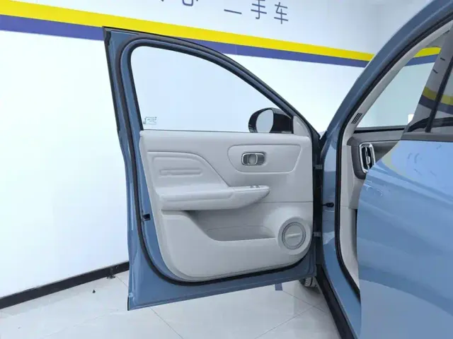 Leapmotor B10 — Фото автомобиля 7