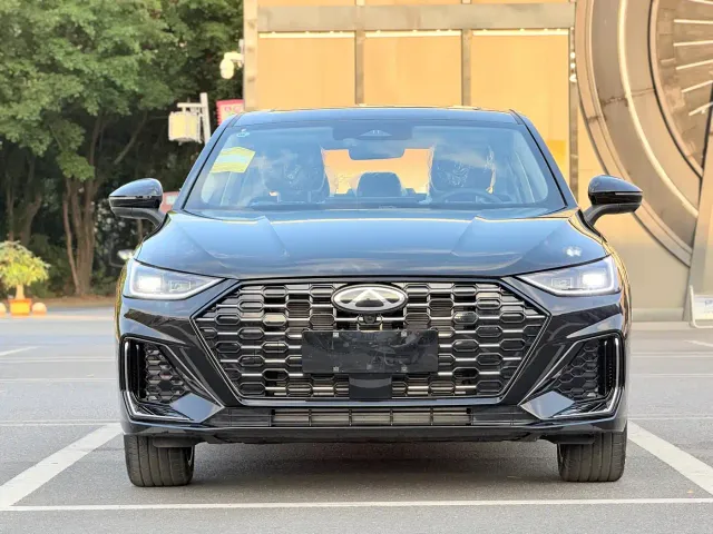 Chery Arrizo 8 PRO — Фото автомобиля 3