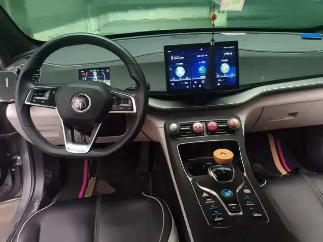 BYD Qin PLUS — Фото автомобиля 12