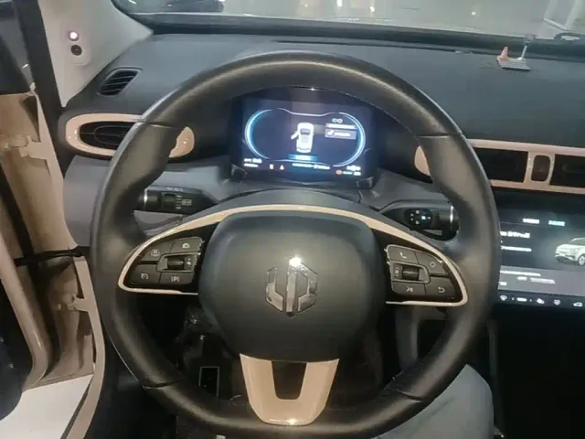 Leapmotor T03 — Фото автомобиля 10