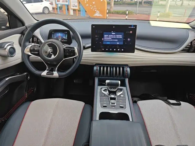 BYD Yuan PLUS — Фото автомобиля 9