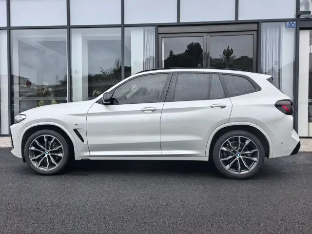 BMW X3 — Фото автомобиля 2
