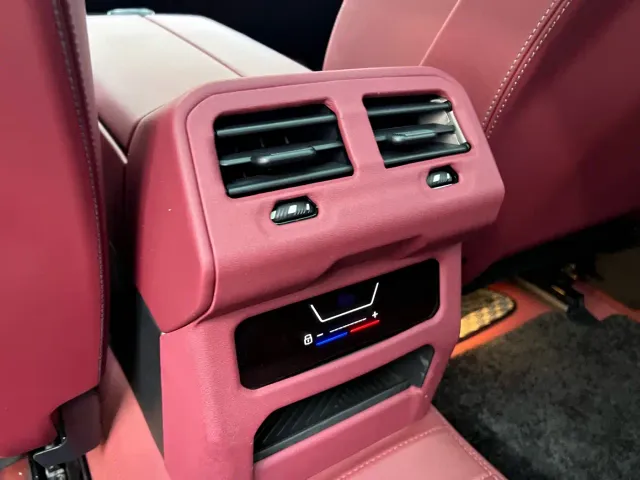 BMW 5 Series — Фото автомобиля 16