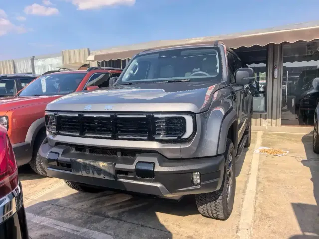 Фотография автомобиля — BAIC BJ40