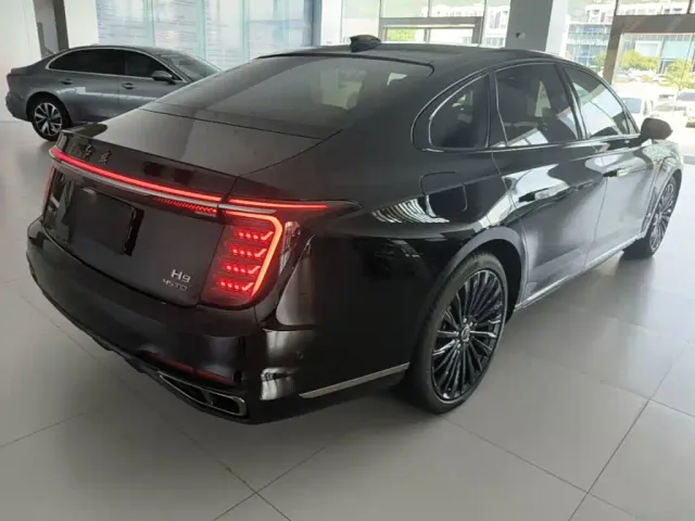 Hongqi H9 — Фото автомобиля 6