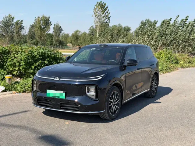 Фотография автомобиля — Changan Qiyuan Q07