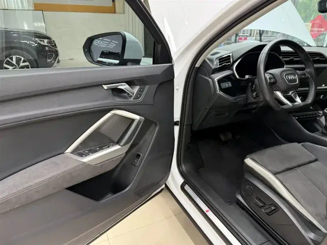 Audi Q3 — Фото автомобиля 8