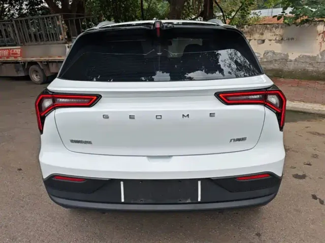 Geely Geometry E Firefly — Фото автомобиля 5