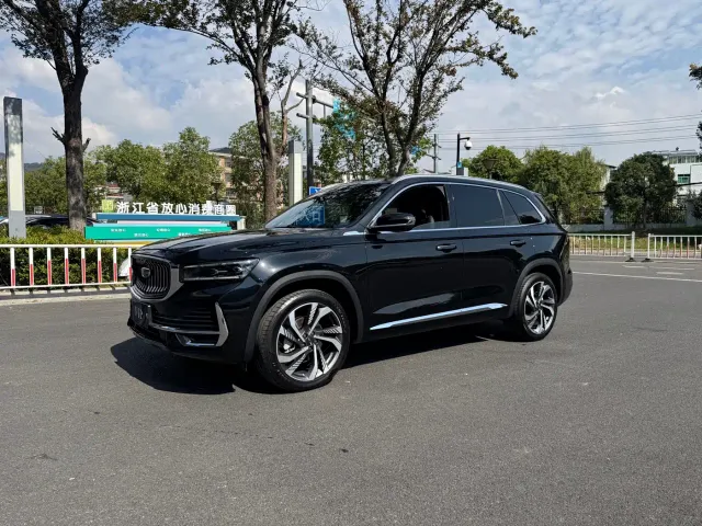 Фотография автомобиля — Geely Xingyue L