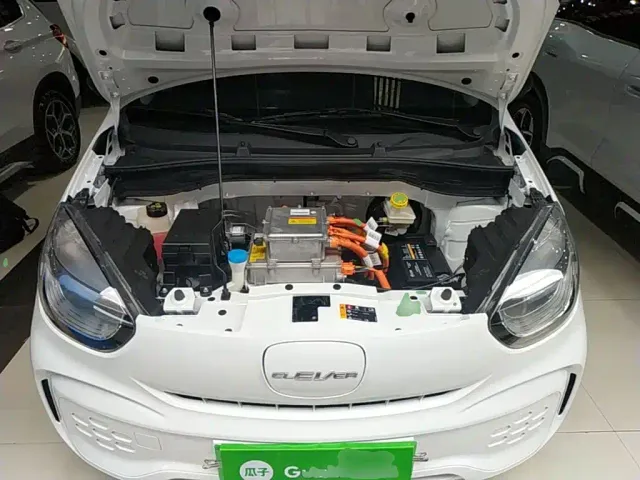 Roewe Clever — Фото автомобиля 19