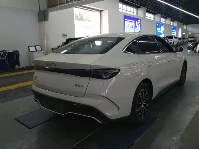 BYD Seal 06 — Фото автомобиля 3