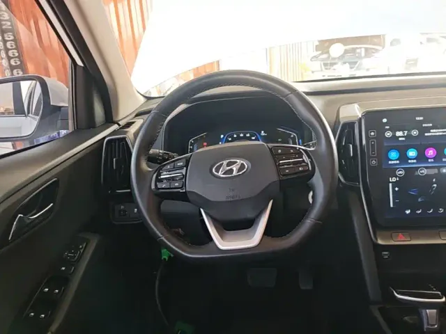 Hyundai ix35 — Фото автомобиля 10