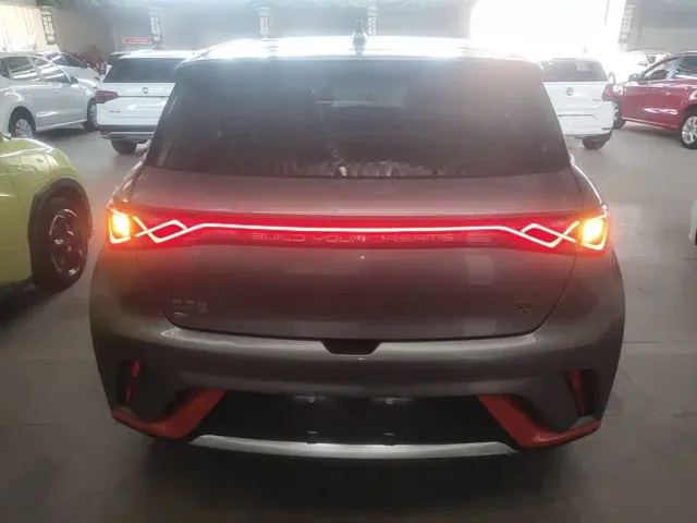 BYD Dolphin — Фото автомобиля 5