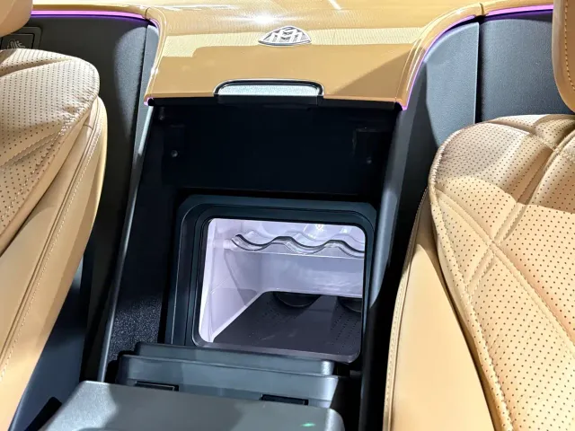 Mercedes-Benz Maybach S-Class — Фото автомобиля 23