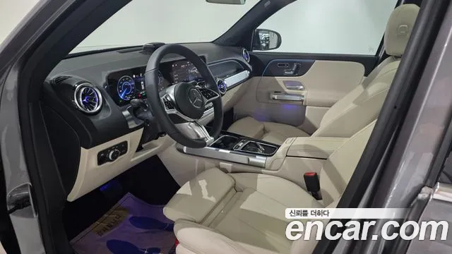 Mercedes-Benz EQB — Фото автомобиля 18