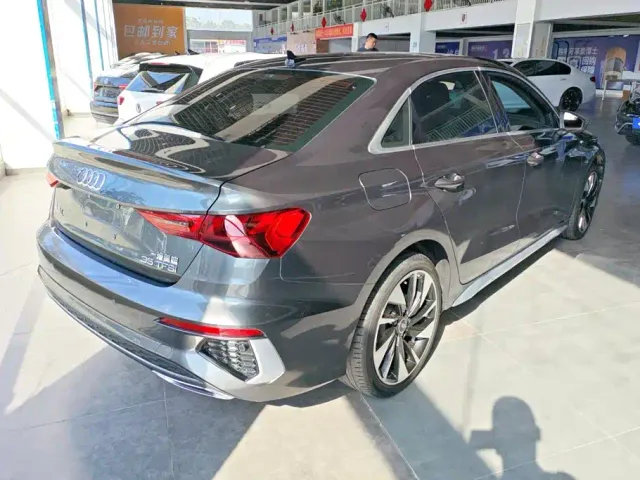 Audi A3 — Фото автомобиля 3